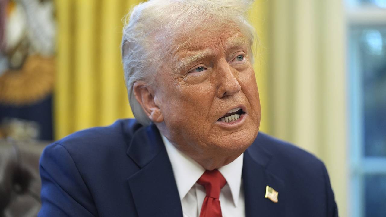 Исследующие НЛО агенты ФБР испугались за свои должности из-за Трампа