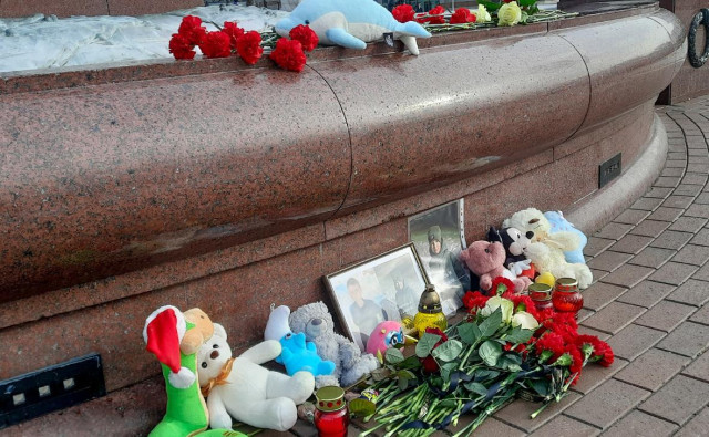 В Калининграде возник стихийный мемориал в память об убитом мальчике