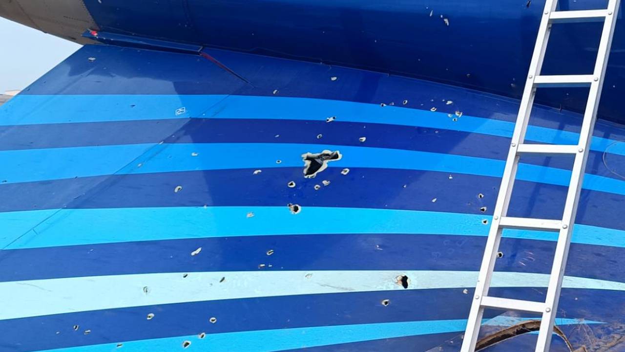 Описаны сквозные повреждения в потерпевшем крушение самолете AZAL