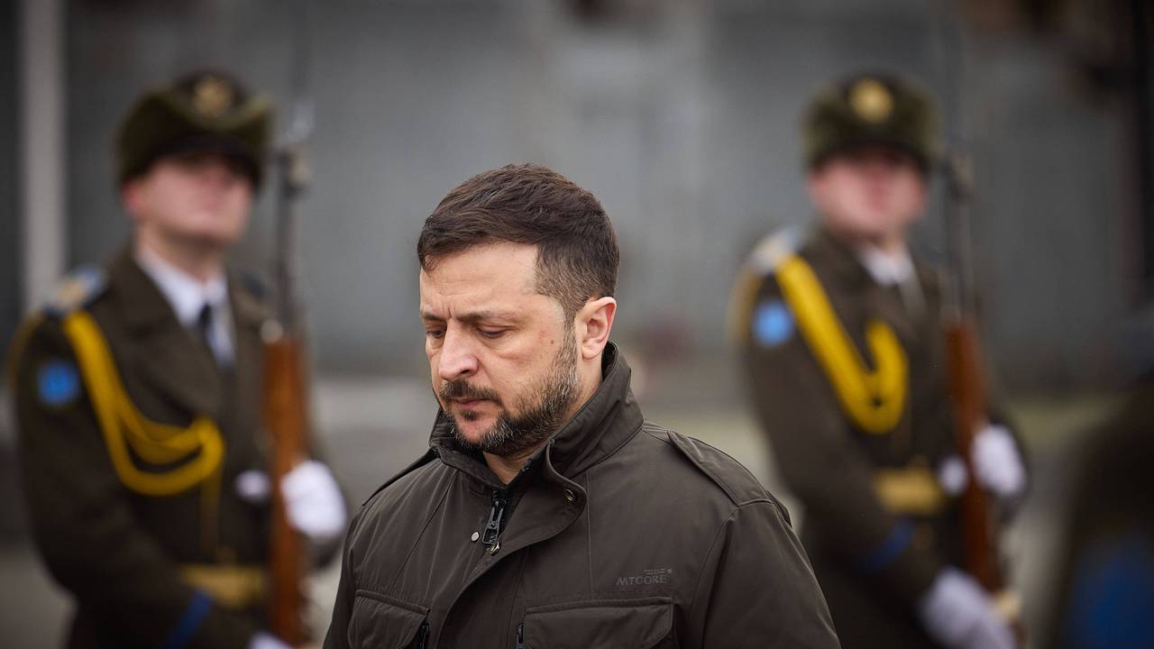 Зеленский обвинил Запад в невозможности «вытеснить Путина» с Украины