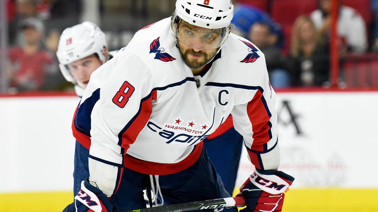 Овечкин сократил отставание от рекорда Гретцки до 16 шайб