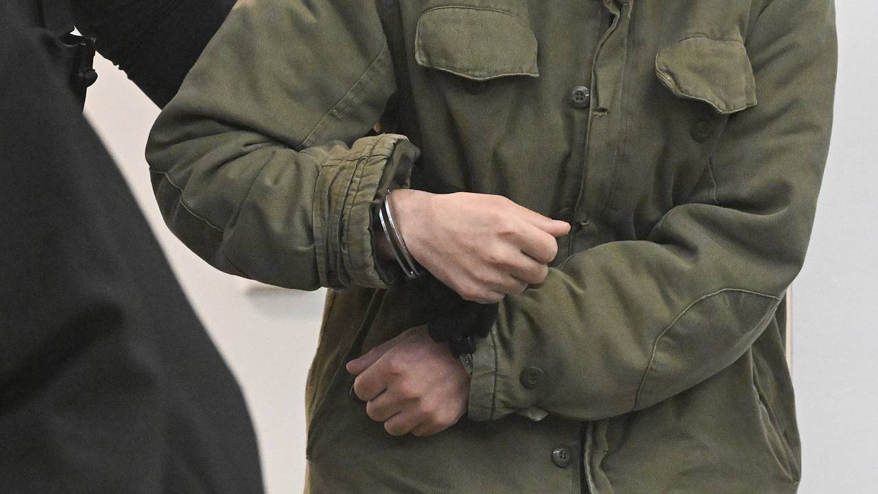 Инспектор Россельхознадзора за взятку ускорил ввоз овощей в Россию и оказался под арестом