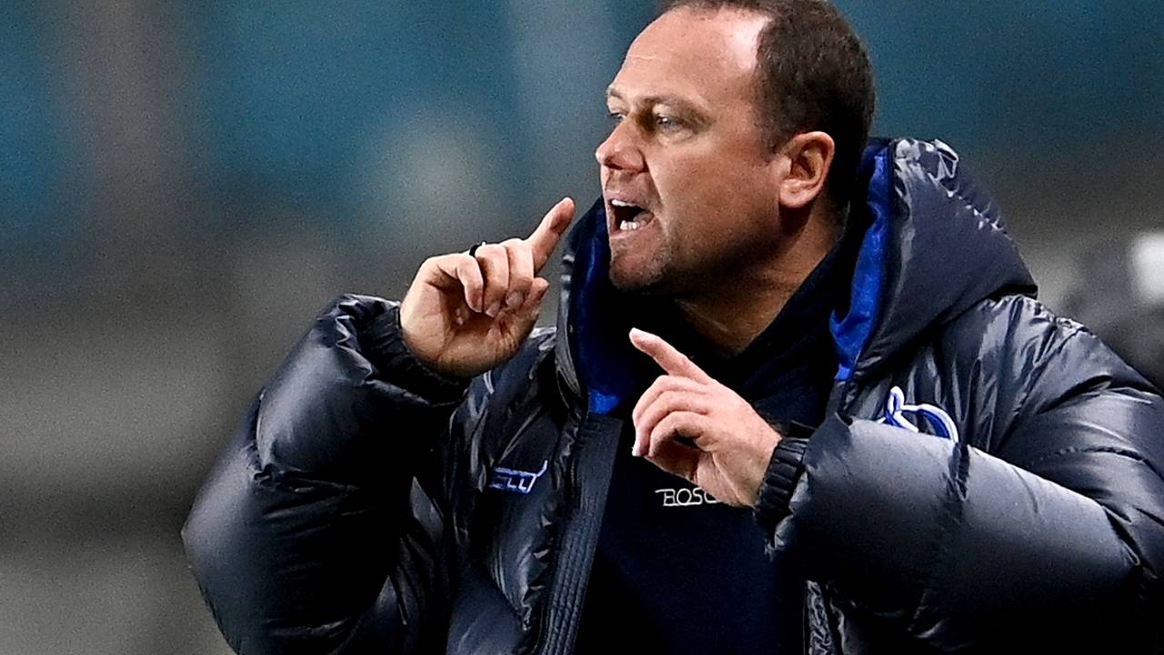 Тренер «Динамо» сравнил футболистов клуба с дураками