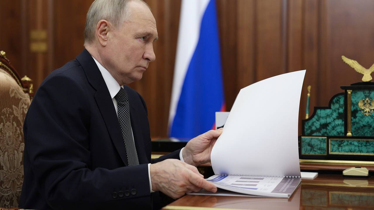 Путин обсудит восстановление исторического центра Курска