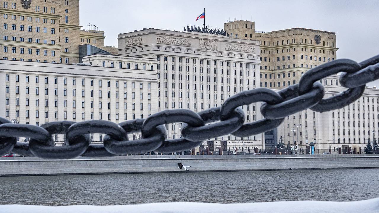 Украина выпустила десятки беспилотников по России