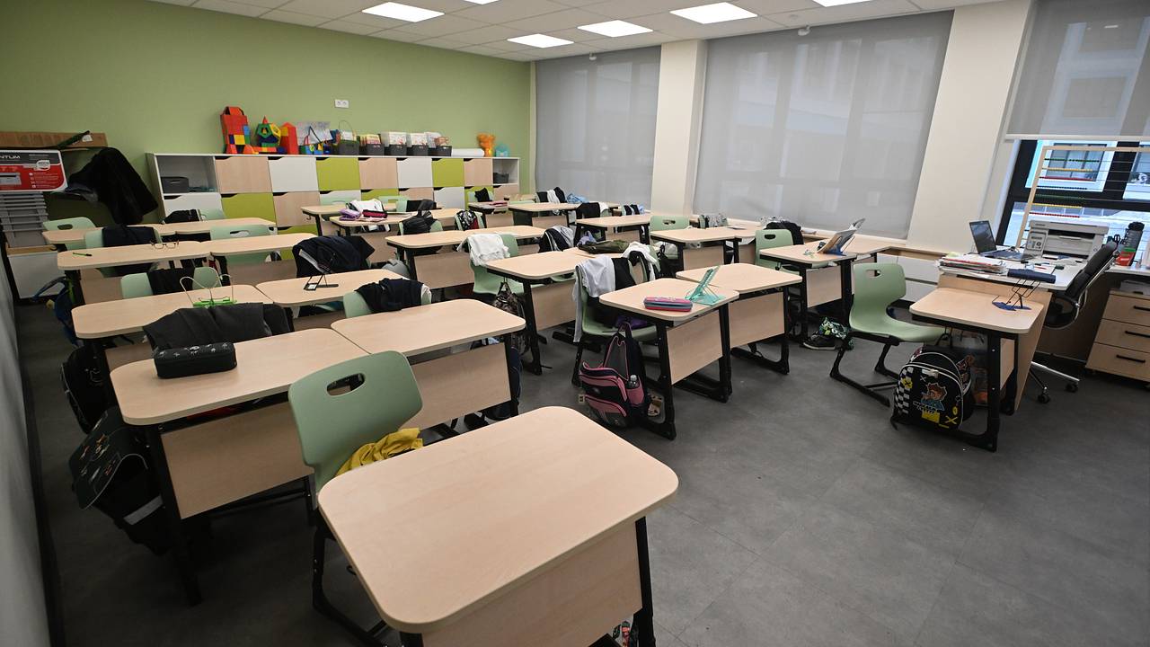 Пришедшего на собрание в кителе российского школьника обвинили в нацизме
