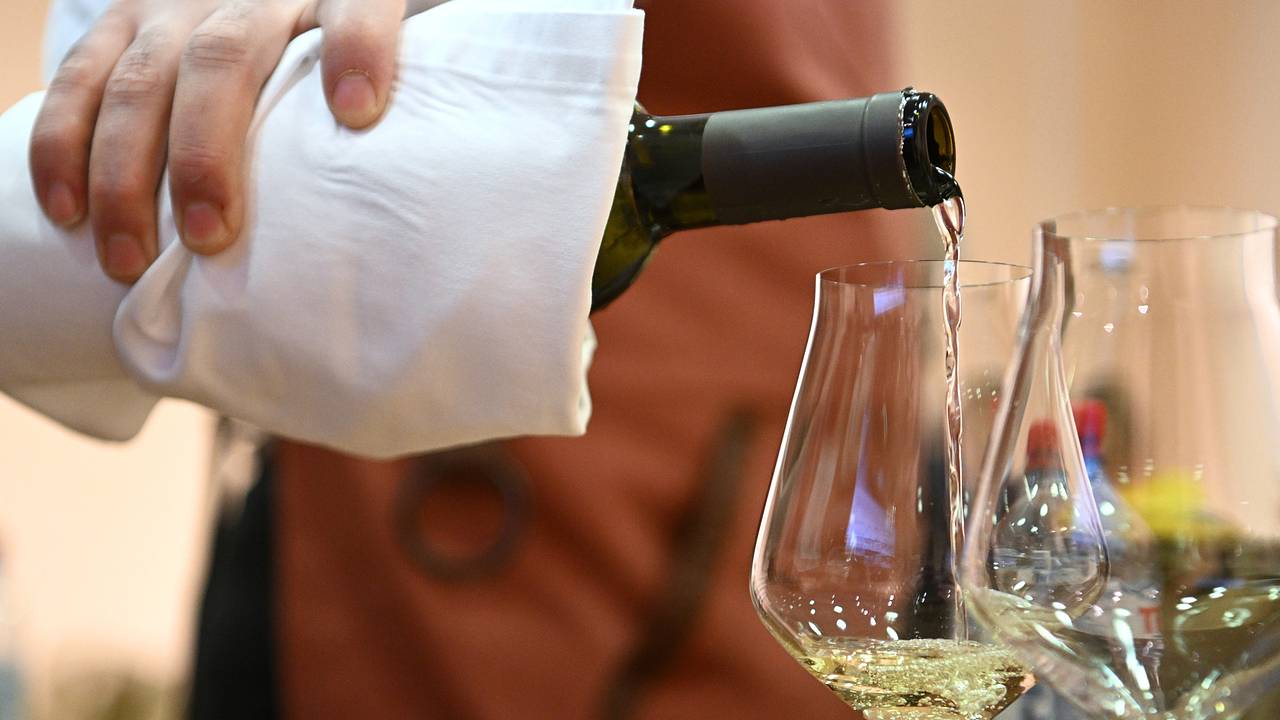 Производство алкоголя в России упало