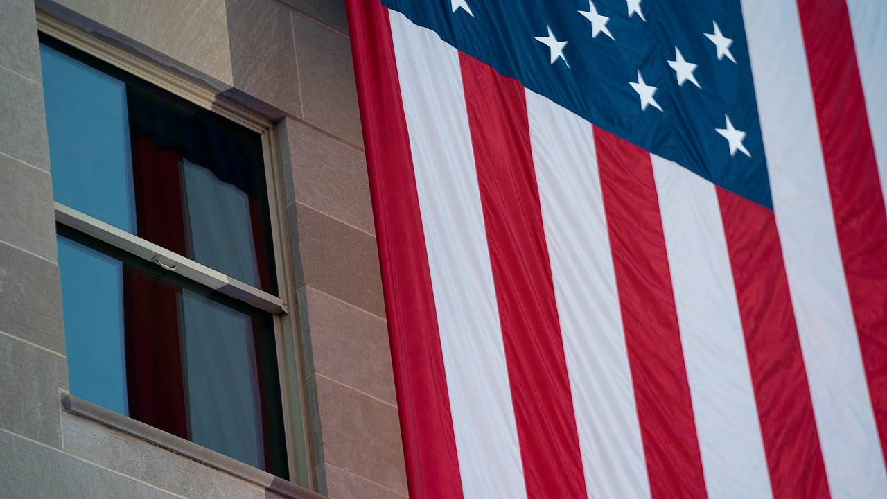 В США начали ограничивать доступ к «инклюзивным» книгам