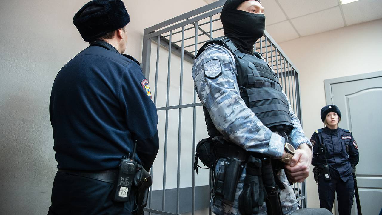 Суд в Калининграде арестовал мать после расправы над ее сыном