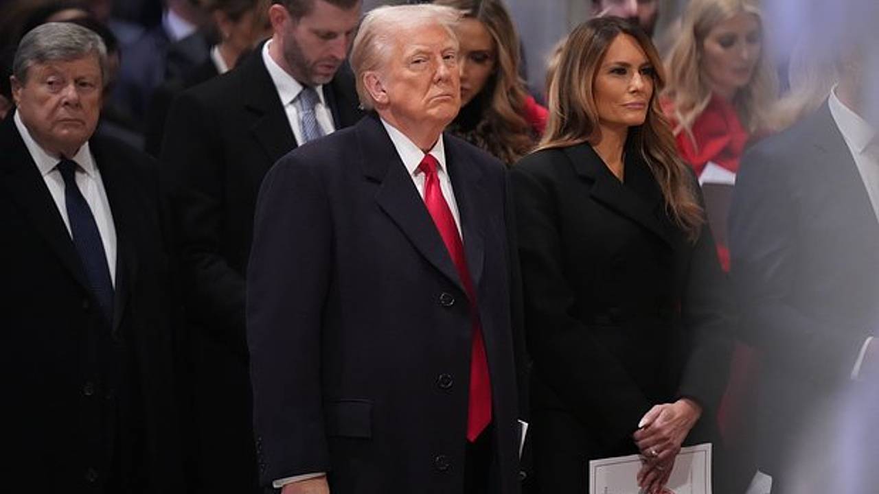 Трамп поручил Секретной службе США предоставить данные о покушавшихся на его жизнь