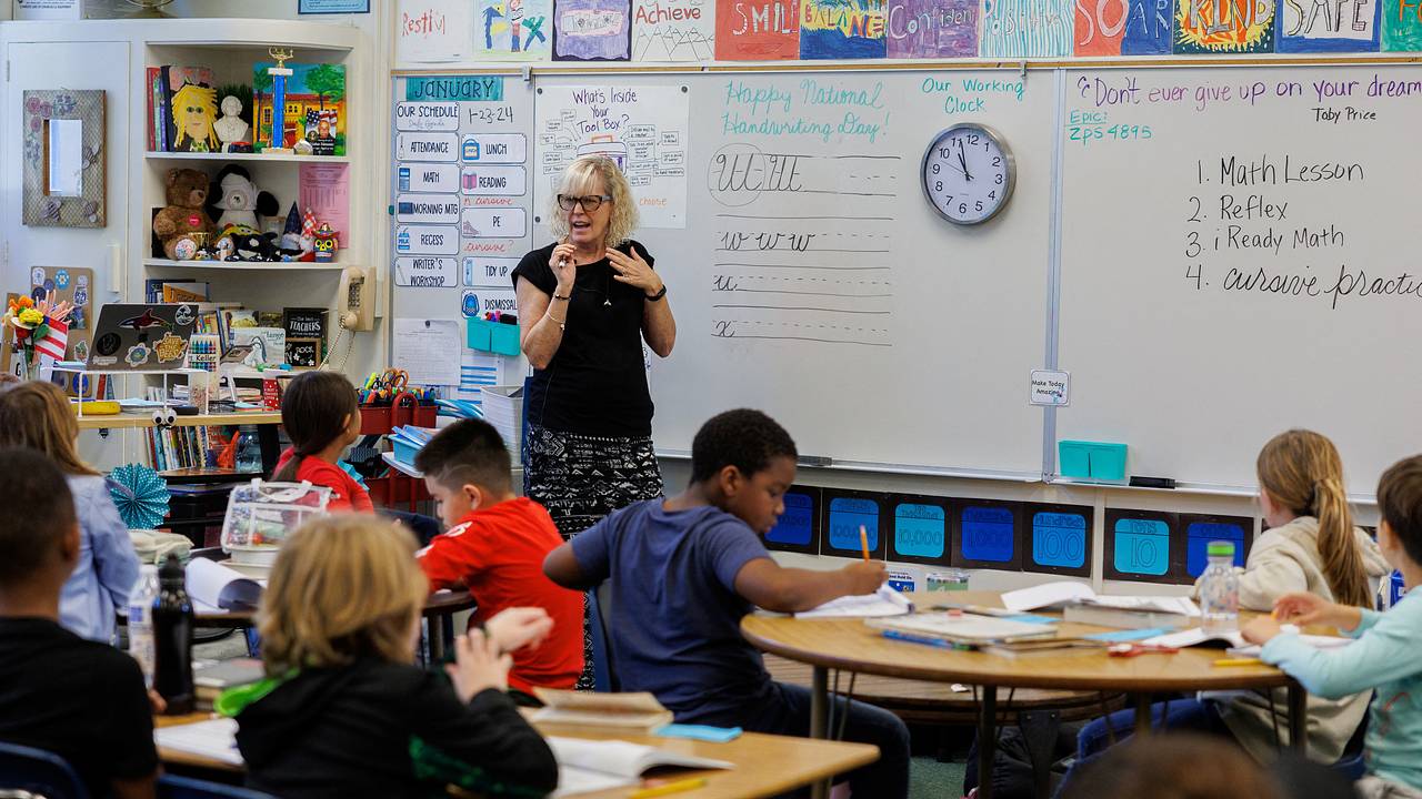 Маск заявил о прививающих детям коммунизм американских учителях