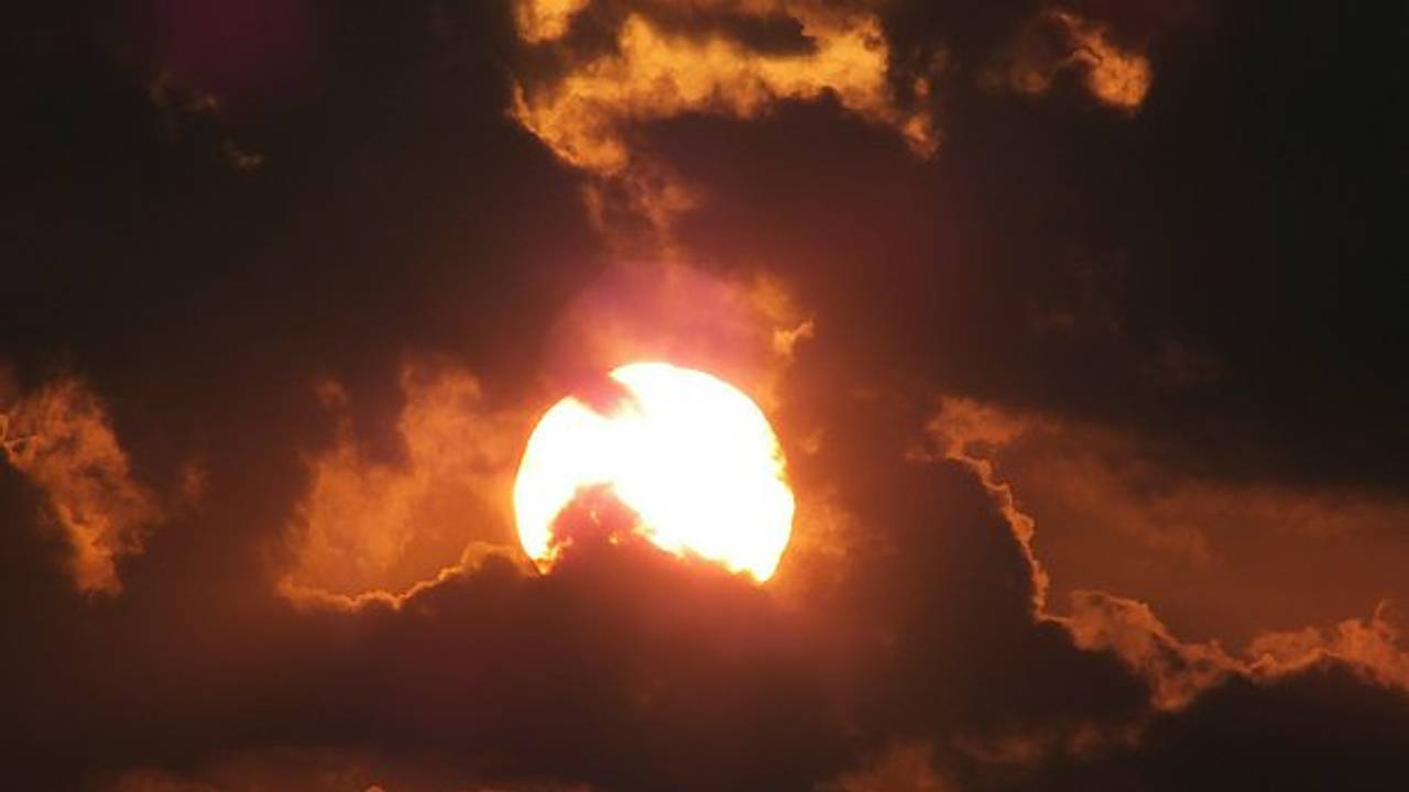 На Земле ожидается магнитная буря из-за корональной дыры на Солнце