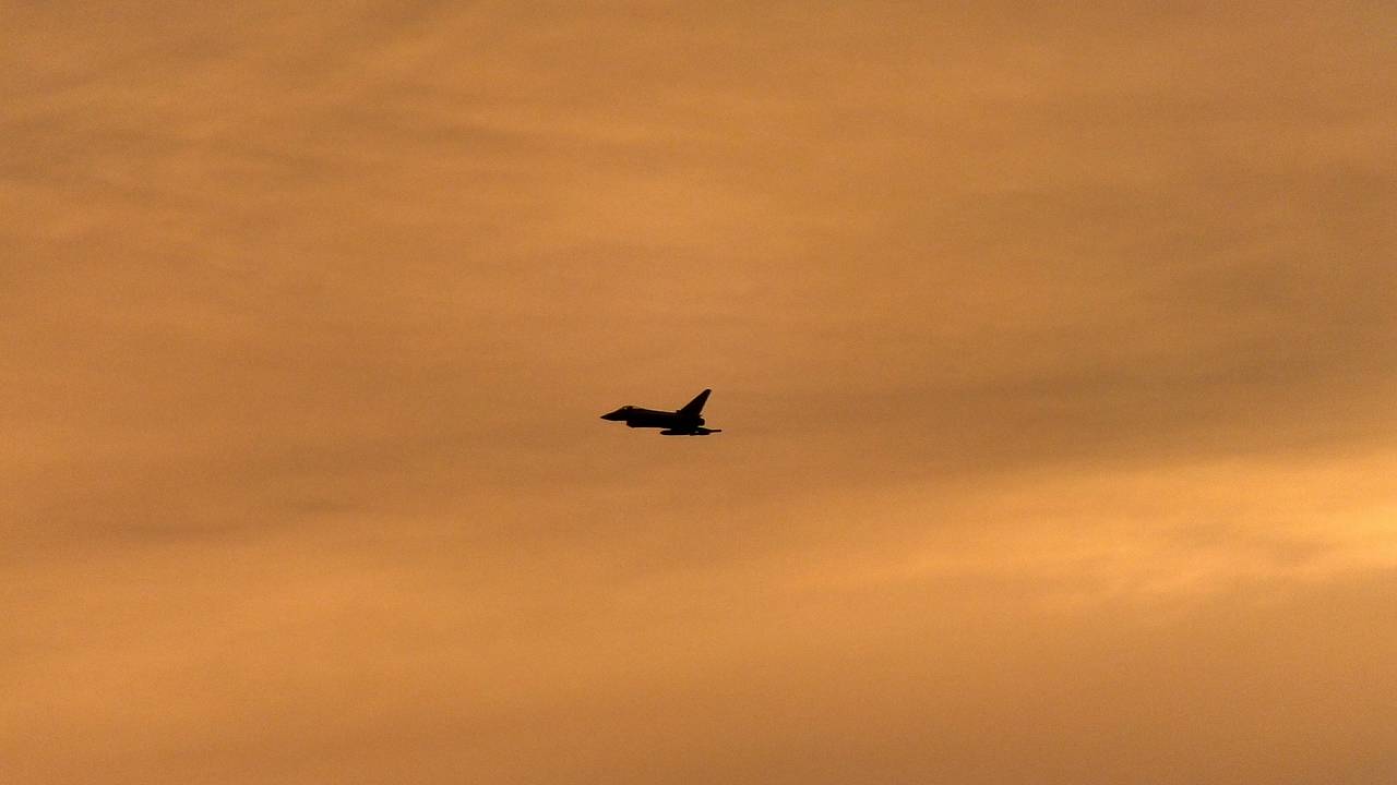 Финляндия направила самолет-разведчик  к границе с Россией