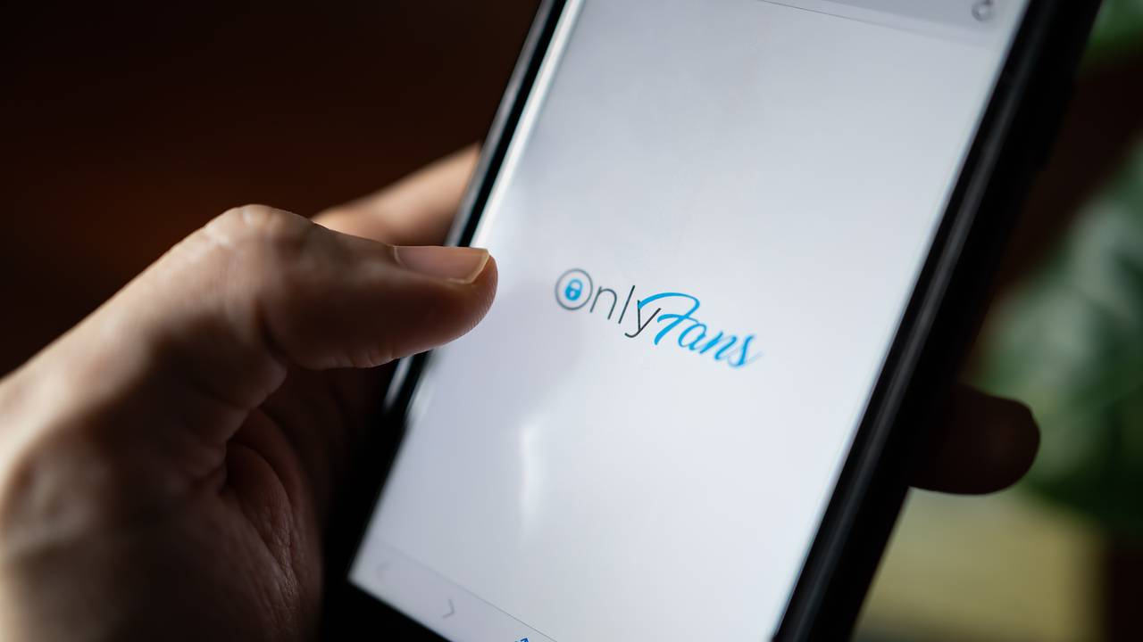 Знаменитая порномодель ушла с OnlyFans и раскрыла жуткую правду о платформе
