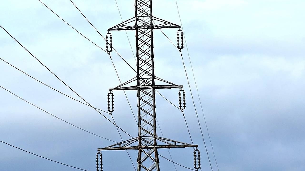 Балтийские страны присоединились к европейской системе электросетей