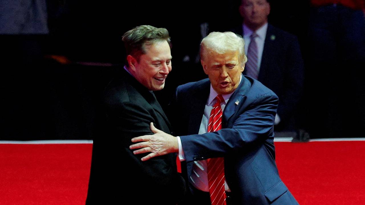 В США предрекли борьбу Трампа и Маска