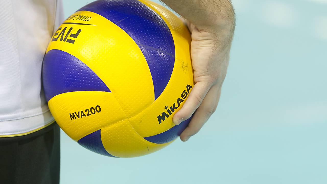 Шестерых российских волейболистов заподозрили в игре на ставках