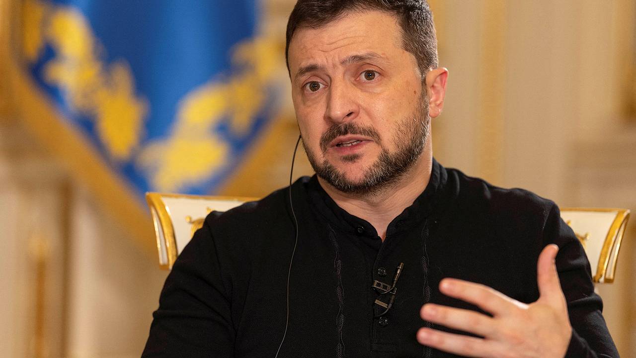 Предсказаны последствия слов Зеленского об исчезновении 100 миллиардов долларов