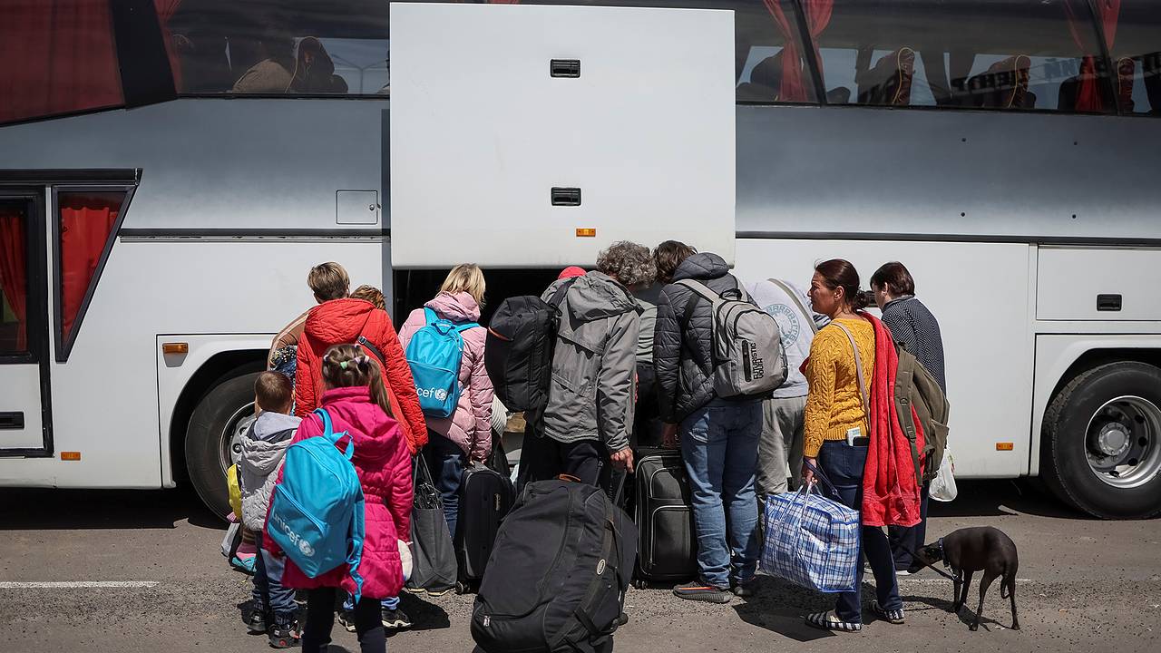 Массовому выезду украинцев из Польши нашли объяснение