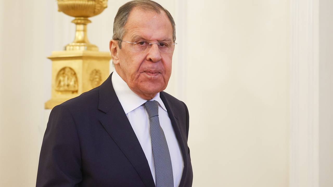 Лавров назвал условие завершения конфликта на Украине