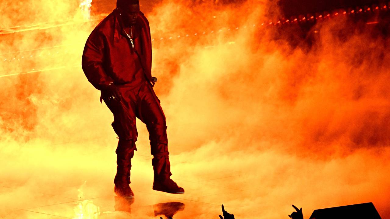Мужчина обвинил P.Diddy в изнасиловании