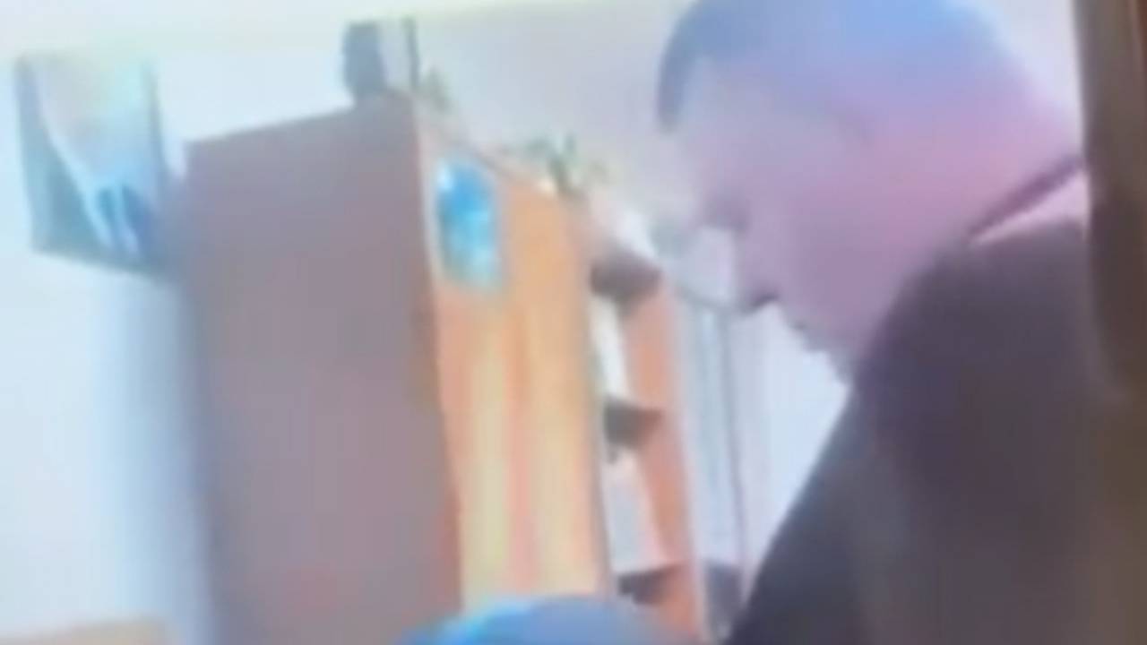 Снятый на видео за сексом с медсестрой врач из Дагестана оказался многодетным отцом