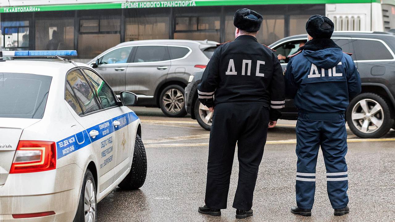 Россиянина оштрафовали за демонстрацию символики украинского легиона на машине