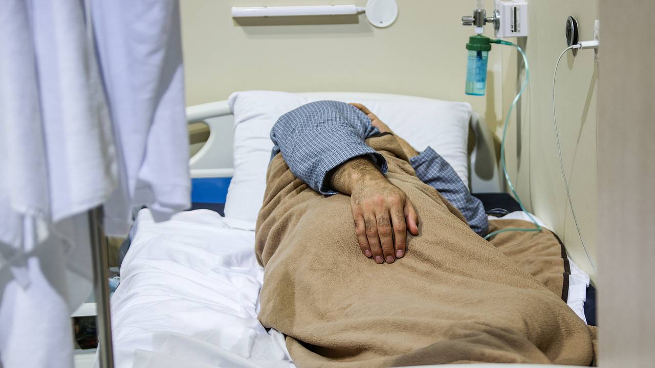 Стало известно о состоянии попавших в больницу из-за начиненных ртутью пирожков москвичей