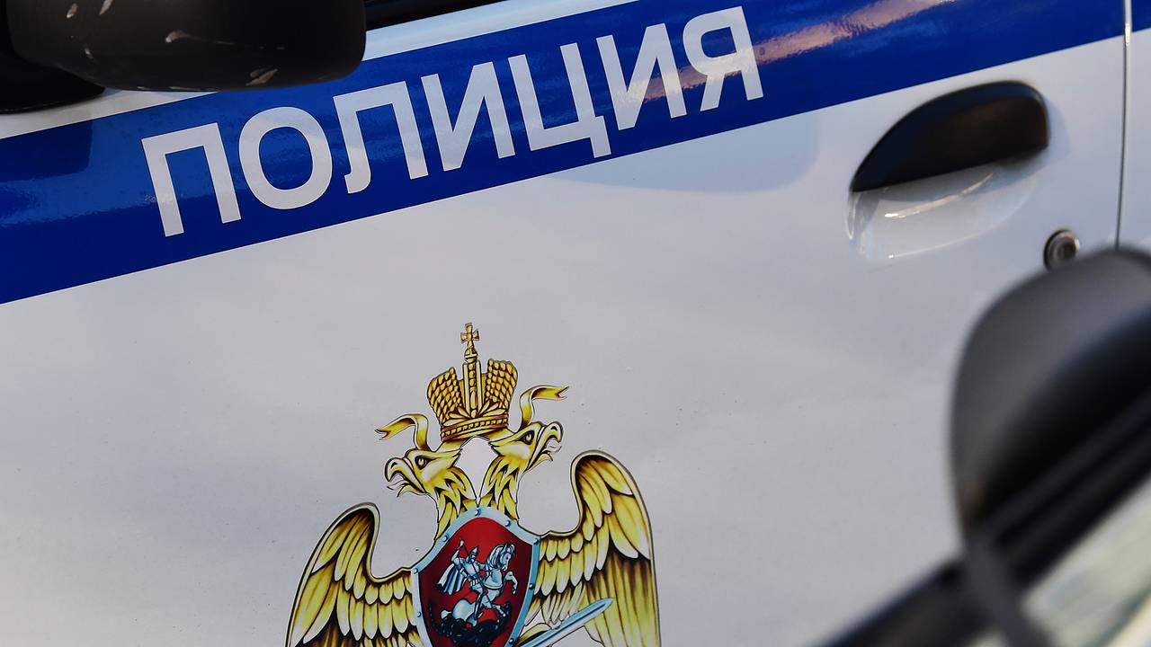Трое мужчин следили за занимавшимися криптой россиянами и вымогали у них деньги