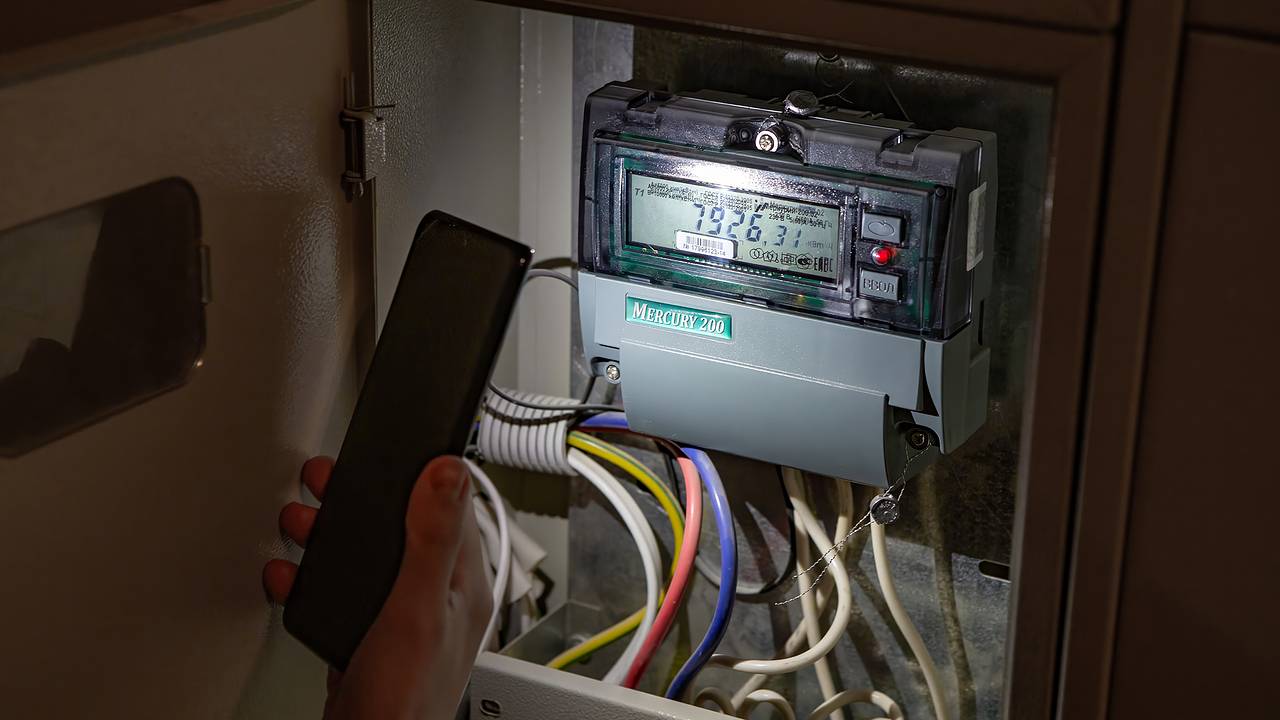 Россиянам назвали способ сэкономить до 5 тысяч рублей на оплате ЖКУ