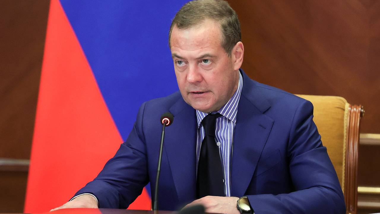 Медведев назвал неизбежным ядерный апокалипсис при одном условии