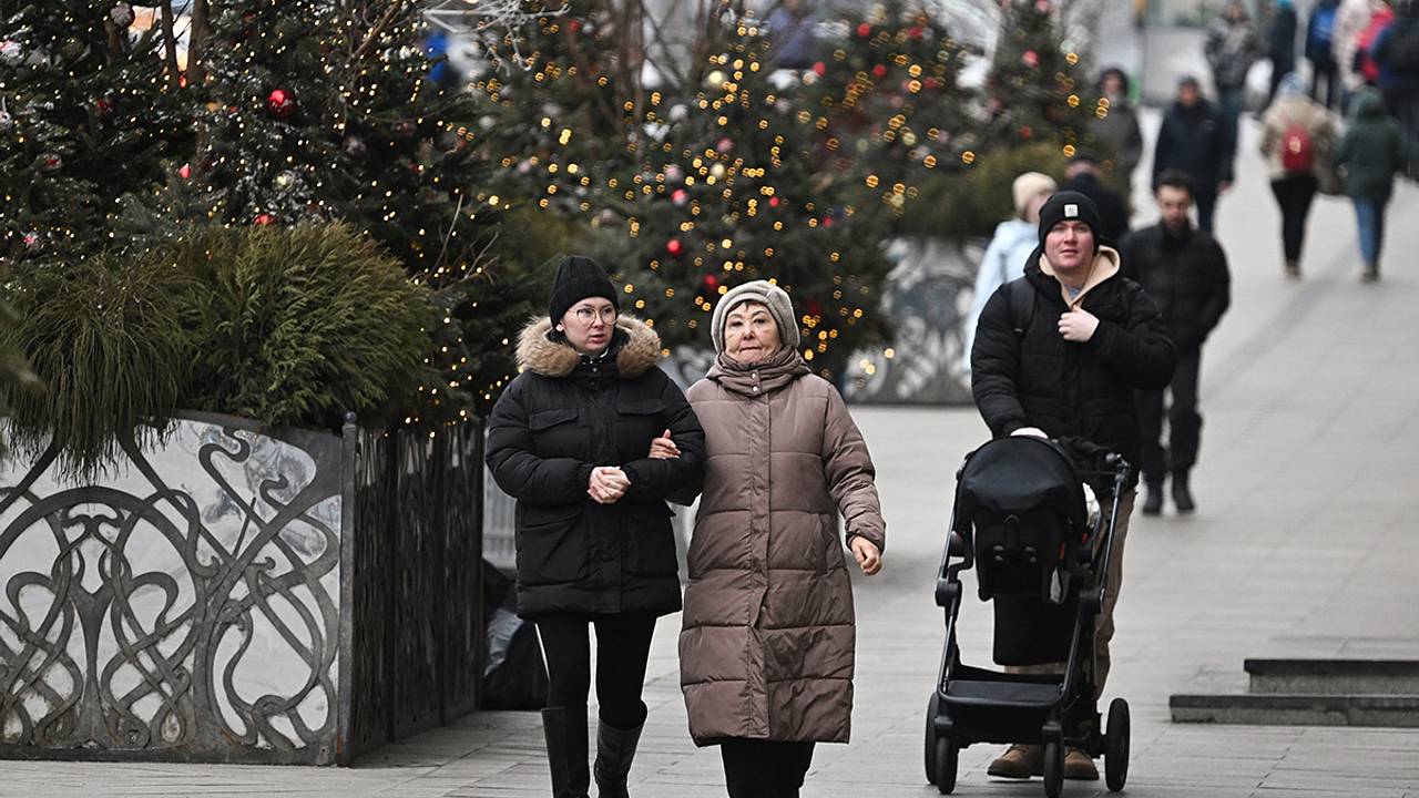 Москвичей призвали не бояться барометрического удара
