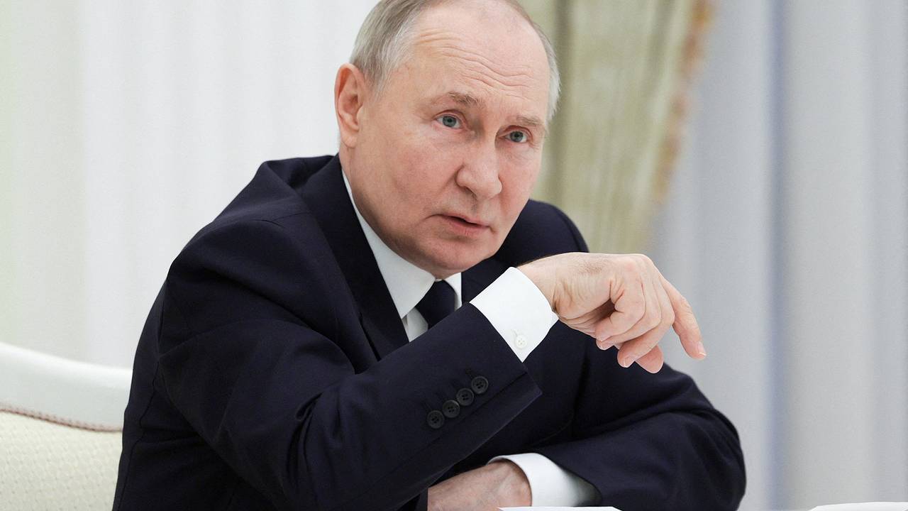 Путин и Трамп согласились решать самые сложные проблемы мирными переговорами