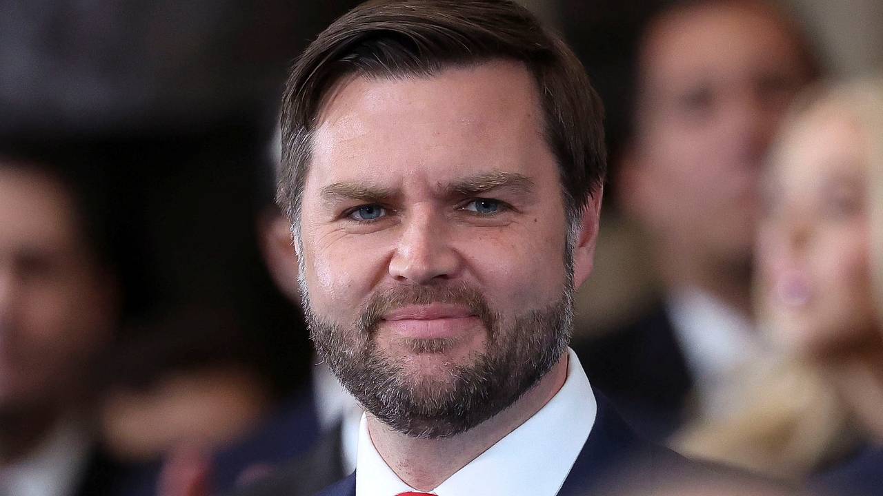 Вице-президент США назвал условие пересмотра отношений с Россией