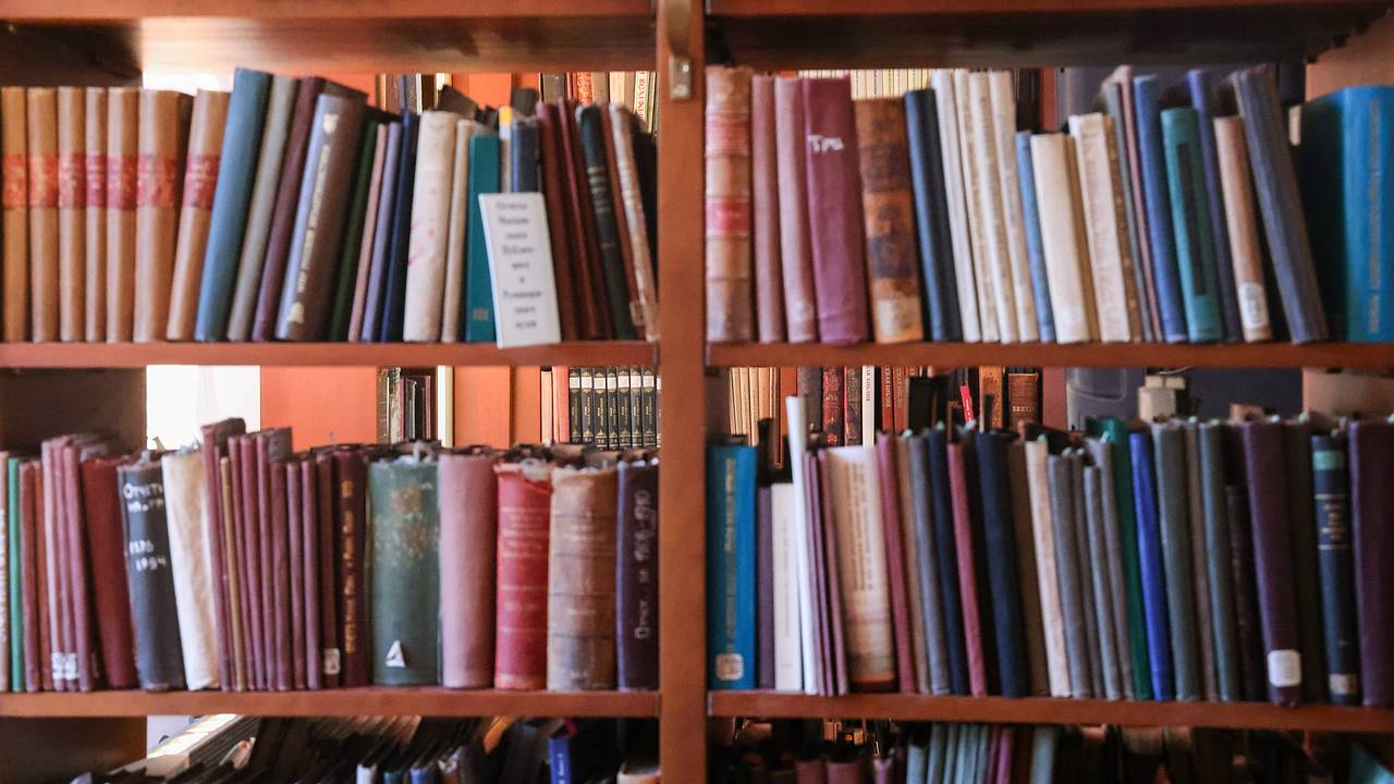 Россияне назвали отношения в литературе токсичными