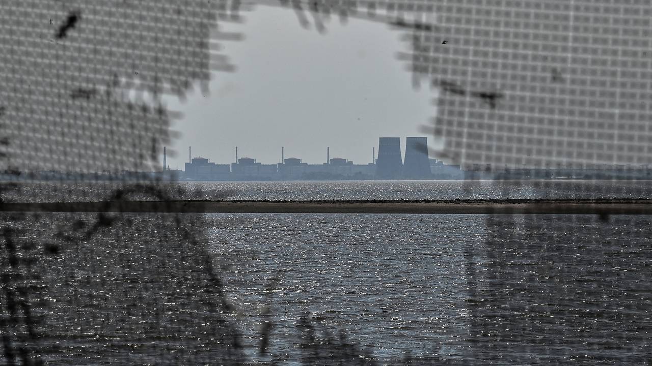 Одна из линий снабжения ЗАЭС пострадала из-за обстрелов ВСУ