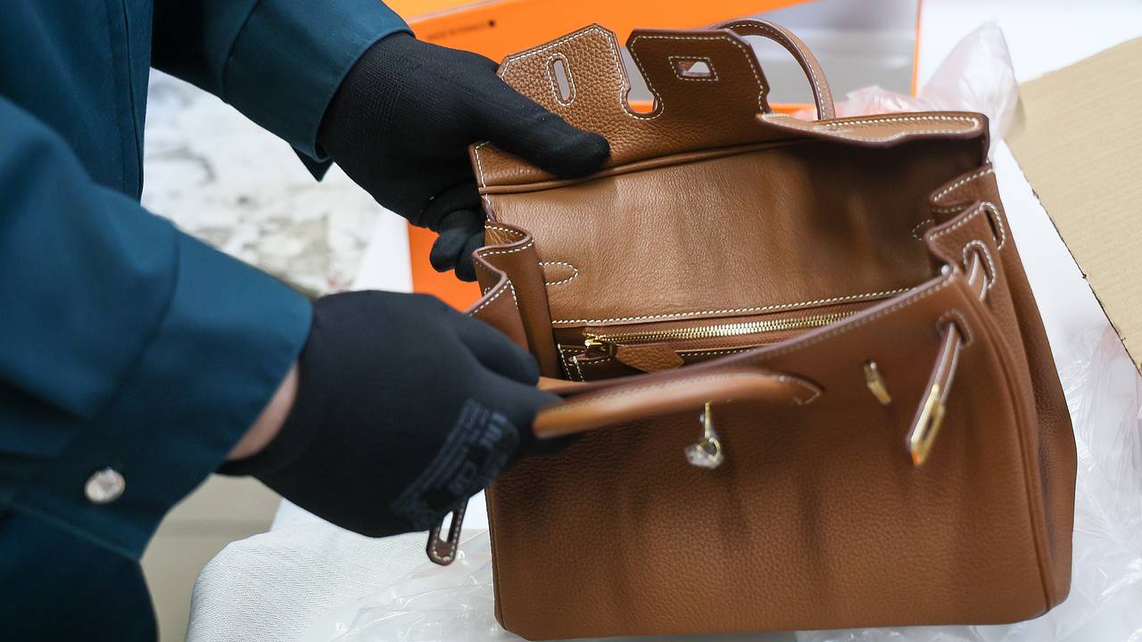 Mash сообщил о задержании американца с марихуаной в аэропорту Москвы