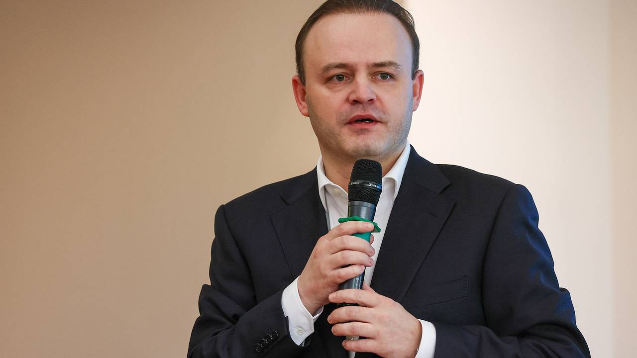 Подозреваемых в экономических преступлениях предложили перестать заковывать в наручники