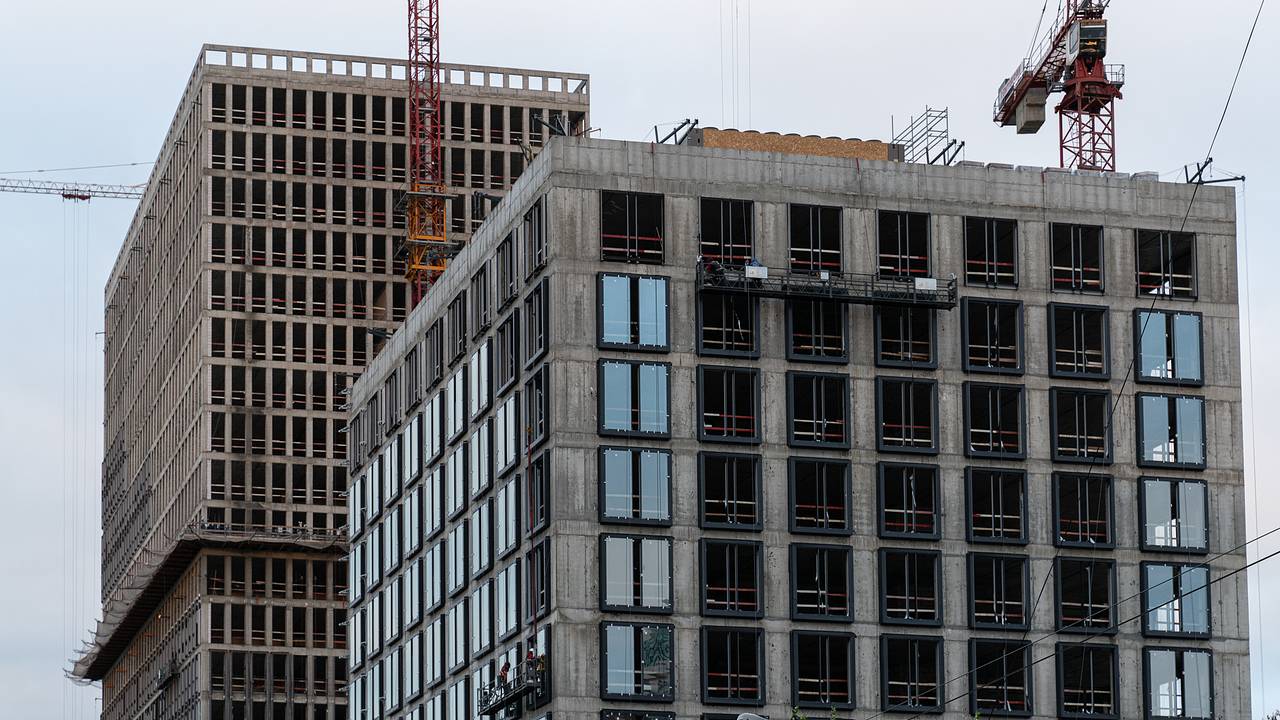 Ввод нового жилья в России рухнул впервые за несколько лет