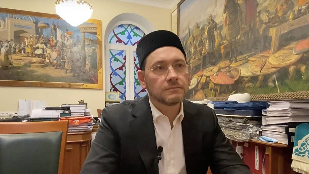 Духовное управление мусульман отказалось снимать картину с поверженными русскими воинами