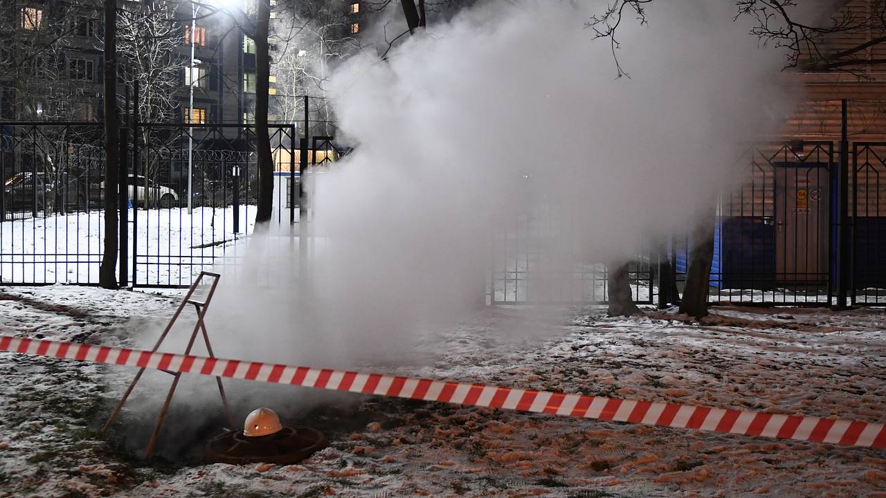 Российский город заволокло паром