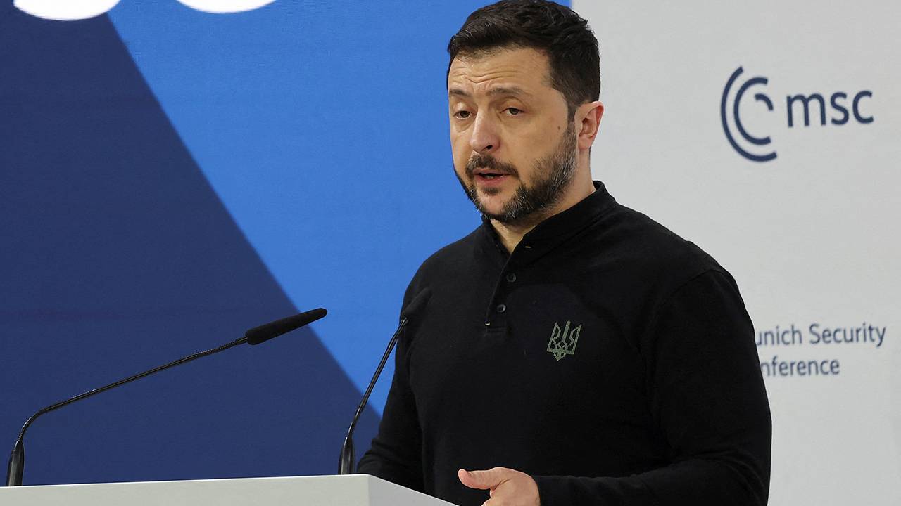 На Западе назвали причину отказа Зеленского от передачи ресурсов США