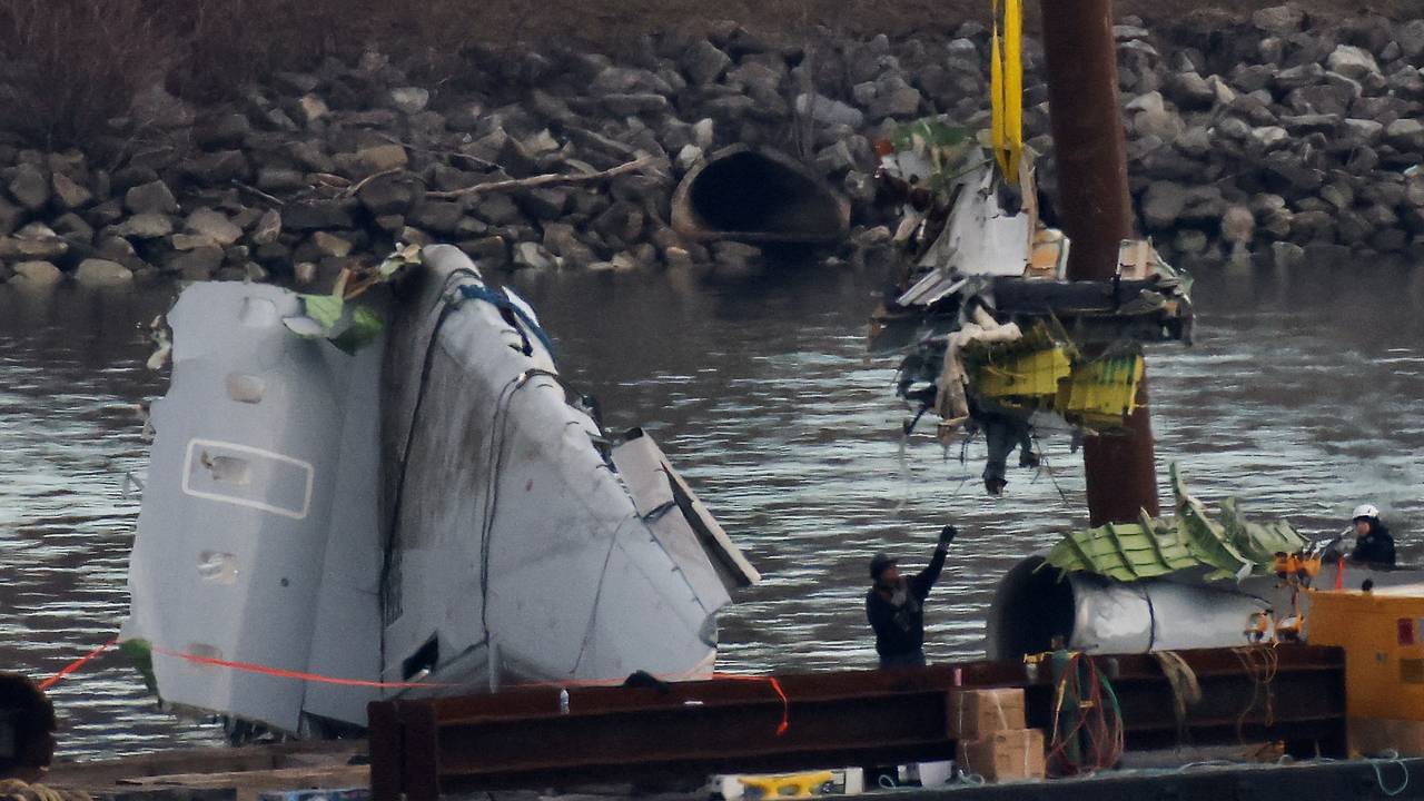 Появились новые подробности об авиакатастрофе в Вашингтоне