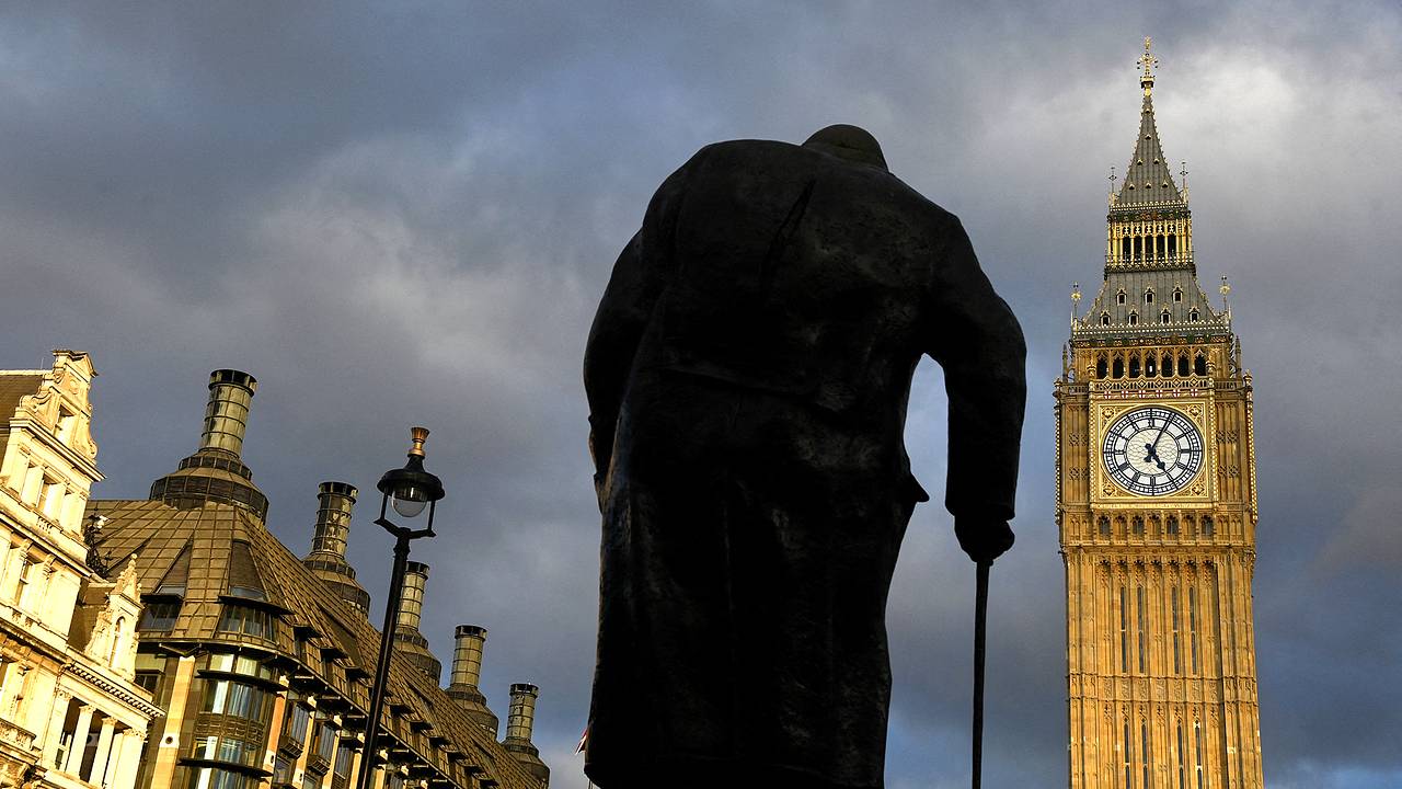 Стало известно о причинах отсутствия реакции Британии на мирную инициативу Трампа