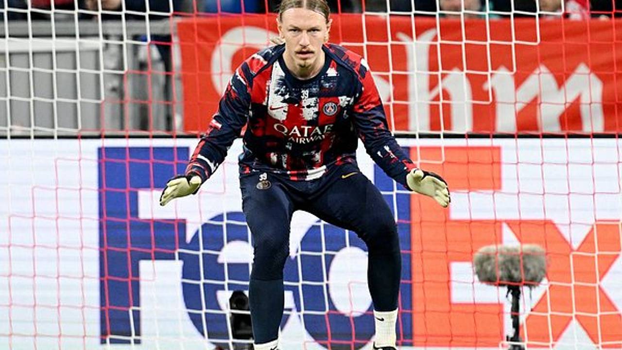 Сафонов вышел в составе ПСЖ в чемпионате Франции