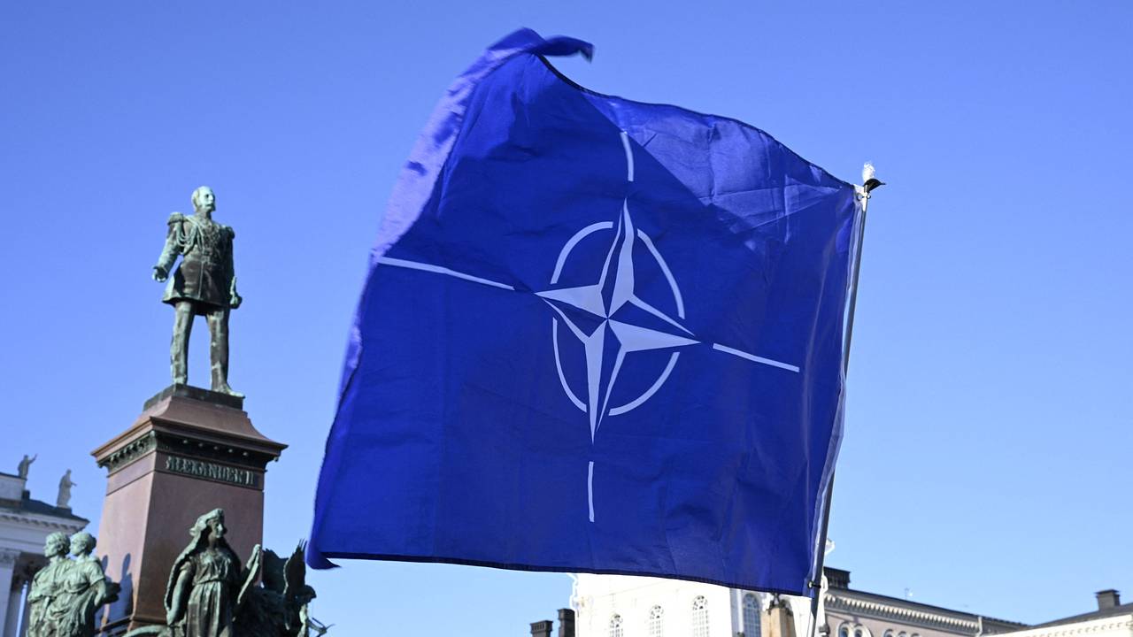 НАТО обвинили в попытке отправить войска Украину под видом миротворцев