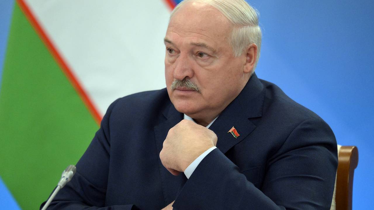 В США объяснили смысл тайной встречи американского дипломата с Лукашенко