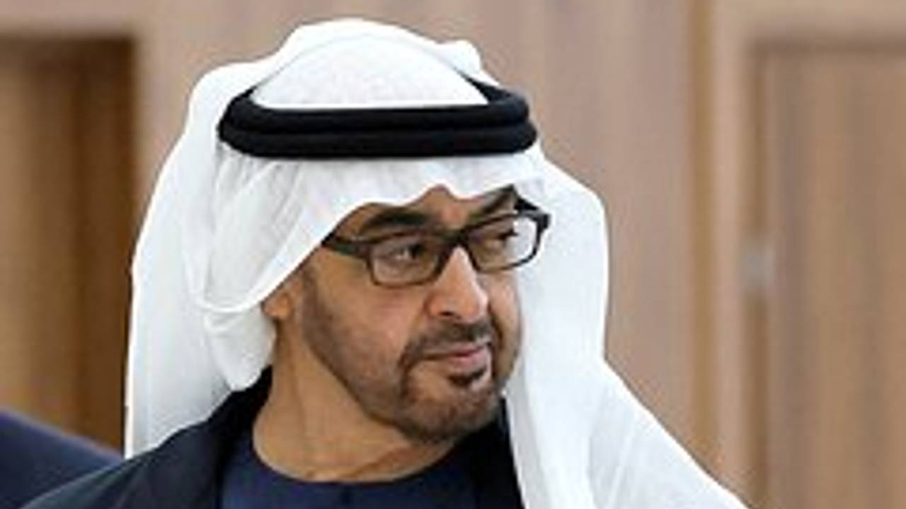 Президент ОАЭ пожелал процветания России