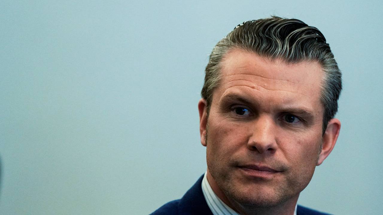 Военный эксперт раскрыл значение татуировок нового главы Пентагона