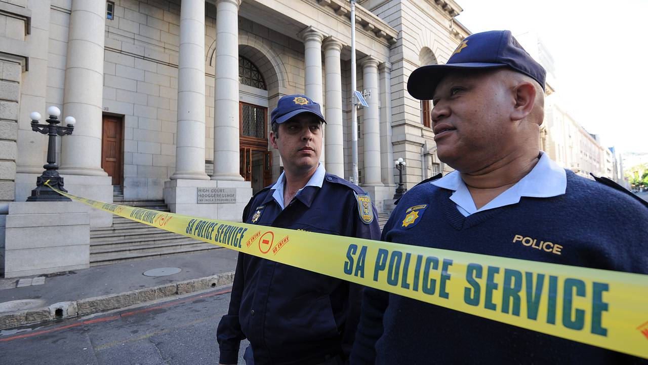 В ЮАР расстреляли ЛГБТ-имама